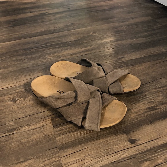Vionic Juno suede slides size 9 - Picture 16 of 16